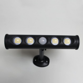 Foco exterior LED solar con sensor de movimiento Mix (8W)