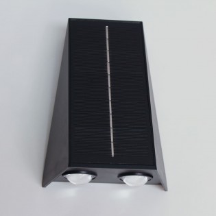 Aplique LED solar con sensor Taner 4000K (1.3W)