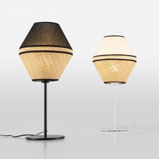 Lámpara de sobremesa...