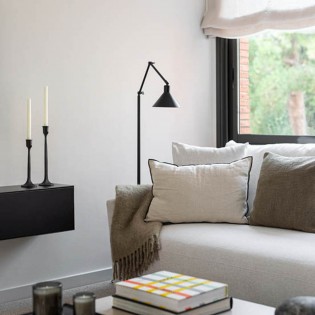 Lámpara de pie Capuchina