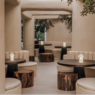 Lámpara de mesa batería...