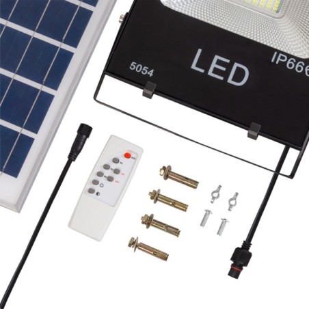 Foco Proyector LED 50W 5.000Lm 6000ºK Solar Sensor 50W + Control Remoto Panel 6V/15W 40.000H