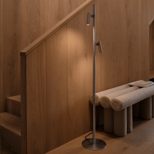 Lámpara de pie Makoto (2...