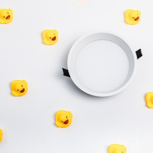 Empotrable de techo LED para baños Croc (19W)