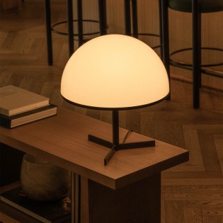 Lámpara de mesa Dome M