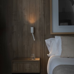 Aplique de pared con lector...