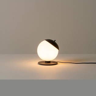 Lámpara de mesa Kep H17