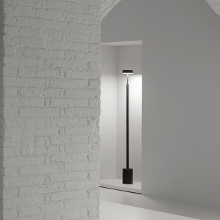 Lámpara de pie LED Peak 132 (15W)