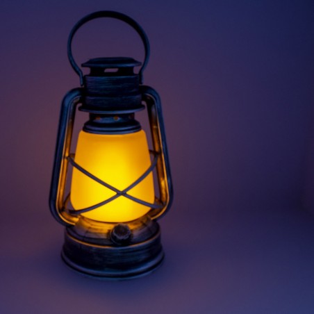 Farol decorativo con luz efecto llama