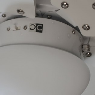 Ventilador de techo con luz Tauro